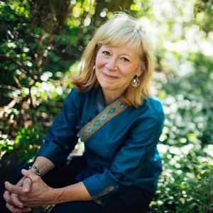 Geraldine Richmond, Presidential Chair of Science and Professor of Chemistry at the University of Oregon